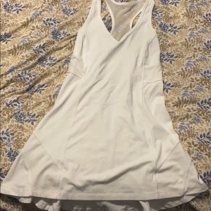 Lululemon white tank